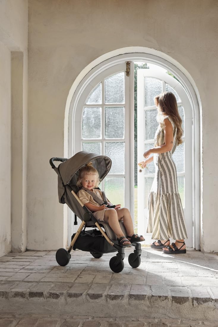 Elodie Details Mondo Stroller® - Cochecito ligero desde 0 meses hasta 22 kg – Posición totalmente reclinable, cierre y direcc